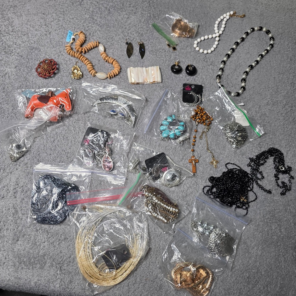 Costume Womens OS Jewelry Lot Multi Color 2.58lb Bulk Assortment Vintage Modern